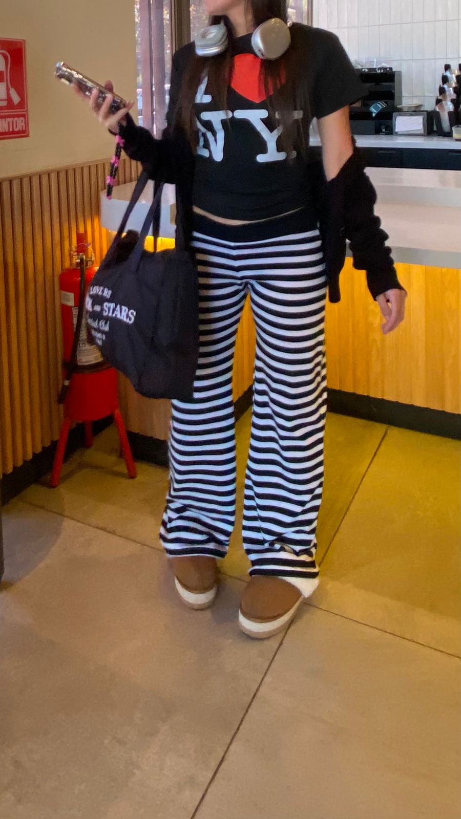 Strip pants