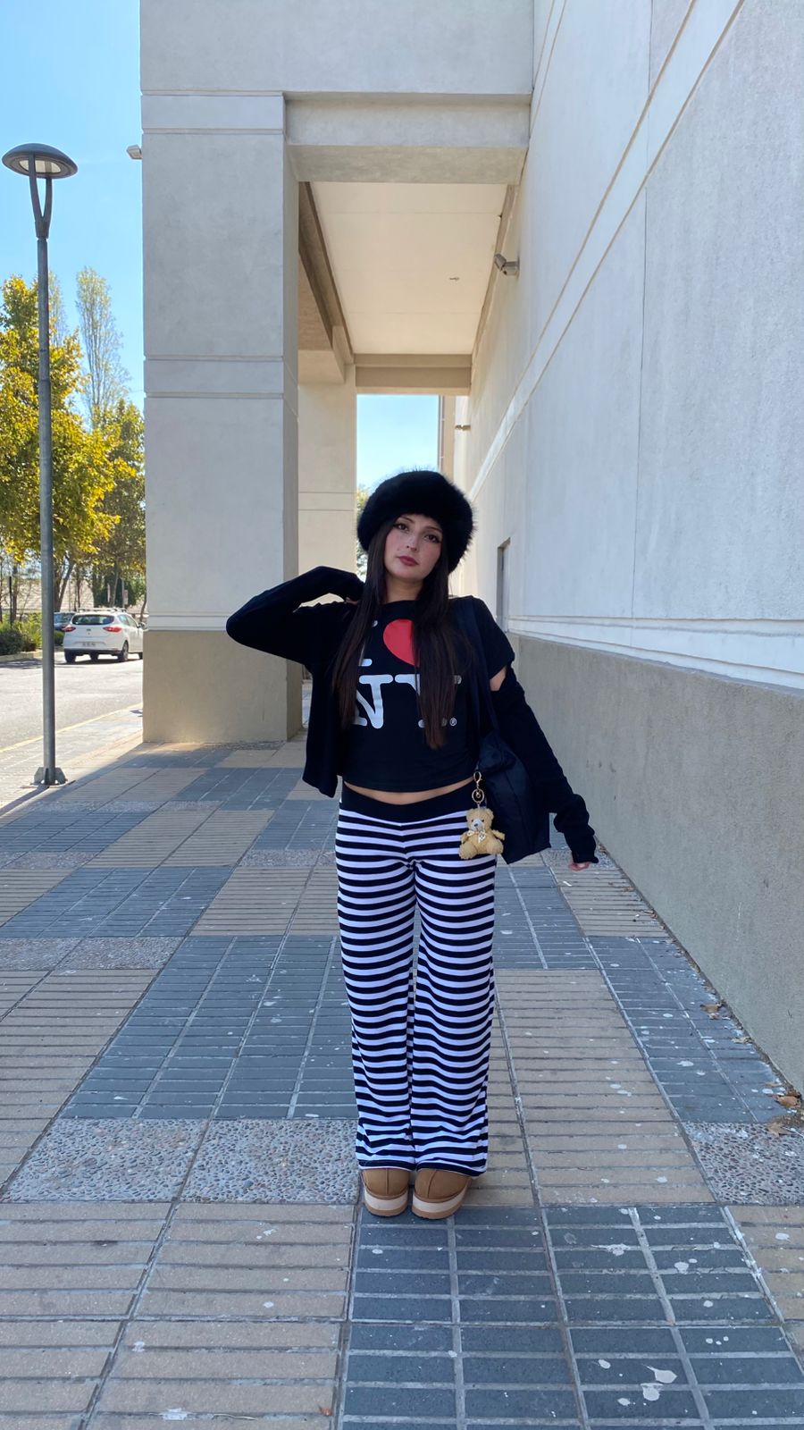 Strip pants