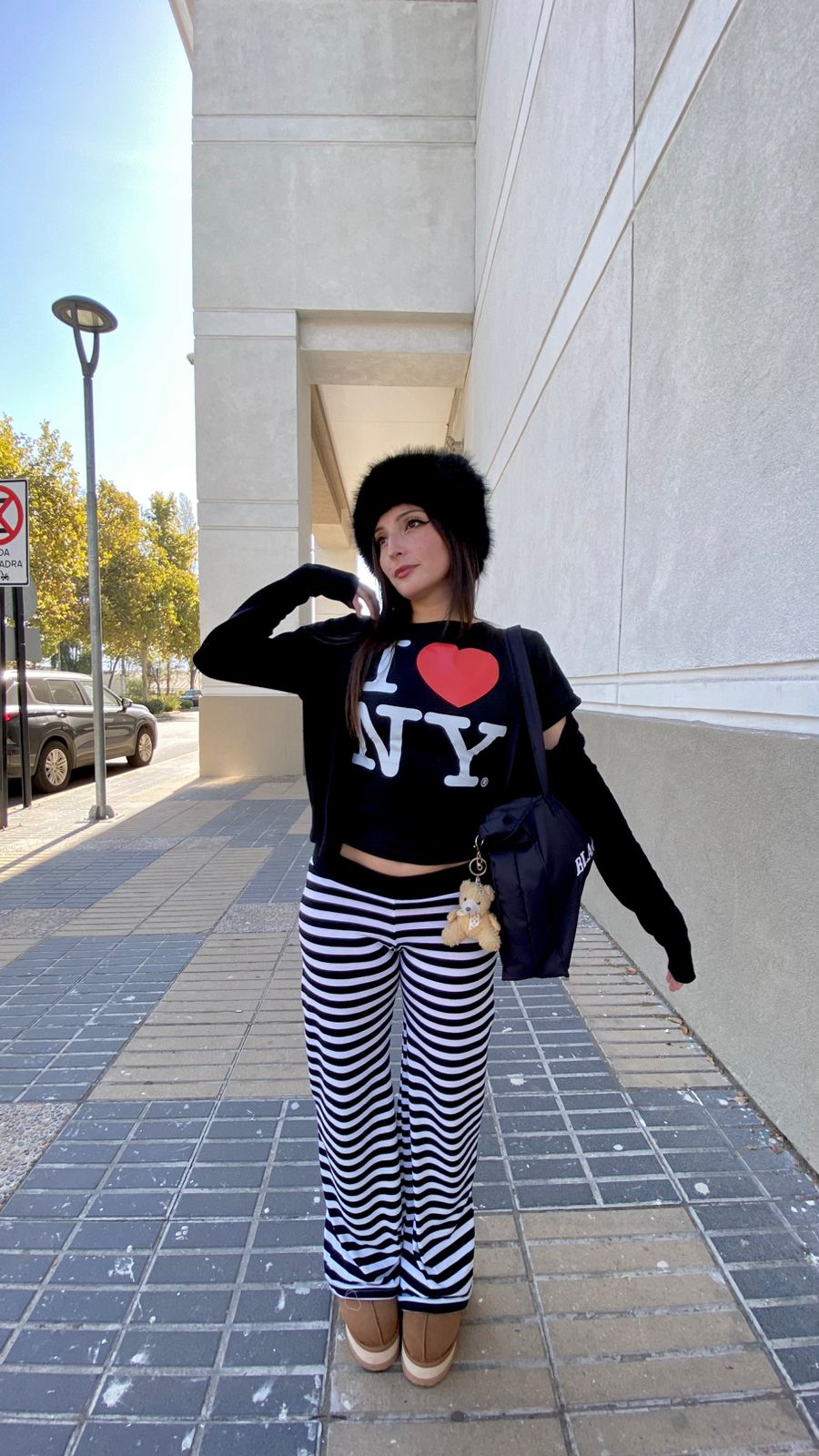 Strip pants